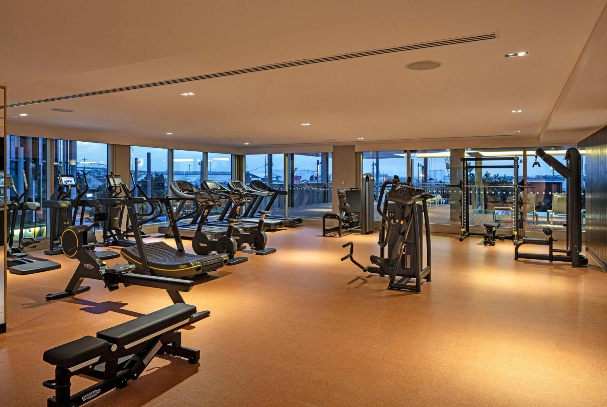 Park Hyatt Auckland Hotel Eksteriør billede The gym at the hotel